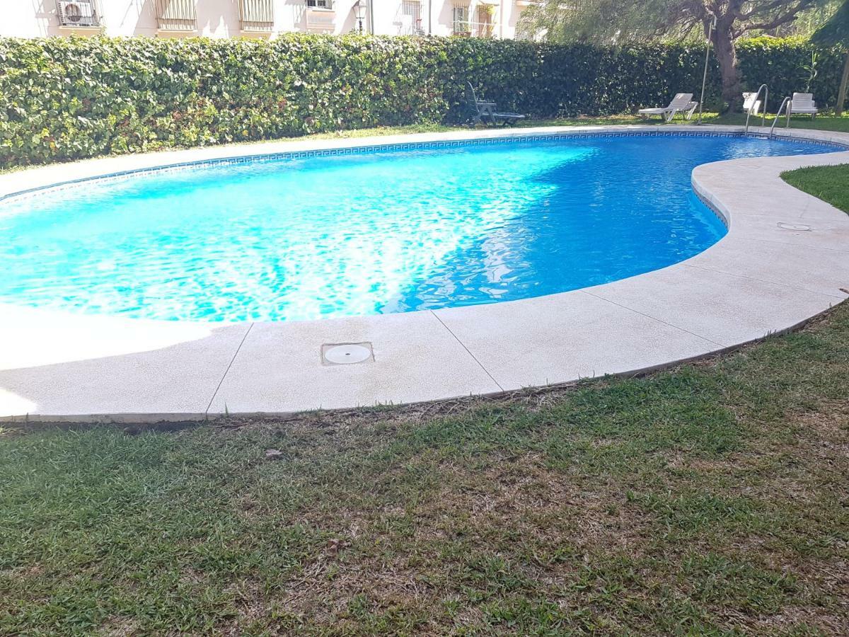 Apartamento Los Pacos Fuengirola Luaran gambar