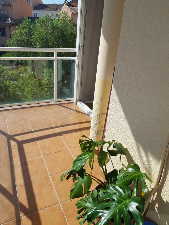 Apartamento Los Pacos Fuengirola Luaran gambar